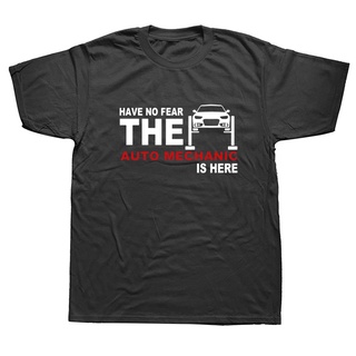 เสื้อยืดผ้าฝ้ายพรีเมี่ยม เสื้อยืดคอกลม ผ้าฝ้าย พิมพ์ลายกราฟฟิค Have no fear The Auto Mechanic Is Here สไตล์ฮาราจูกุ สําห