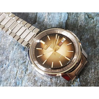 citizen automatic หน้าน้ำตาล (2) สภาพสวยๆ ร่นเก่า ปี 1970s.