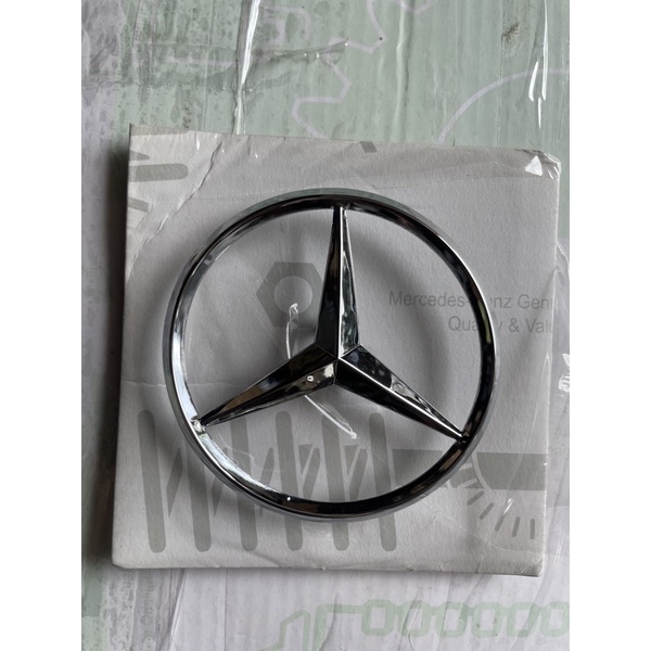 A180-A200 A250 เครื่องยนต์ฝาครอบด้านบนโลโก้ W176/W117/W156/W245 M270 เครื่องยนต์ใช้ M271860 W212 W204 W205 M274