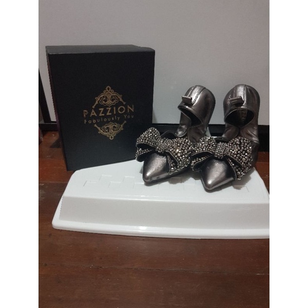 PAZZION รองเท้าส้นเตี้ย