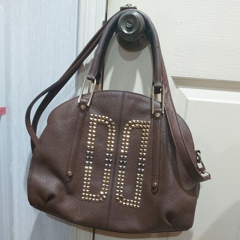 กระเป๋าสตรีทแบรนด์แท้มือสองDAKS