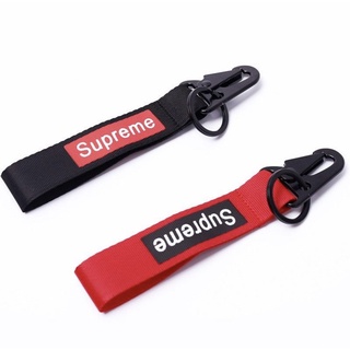 พวงกุญแจ Supreme พวงกุญแจสตรีท