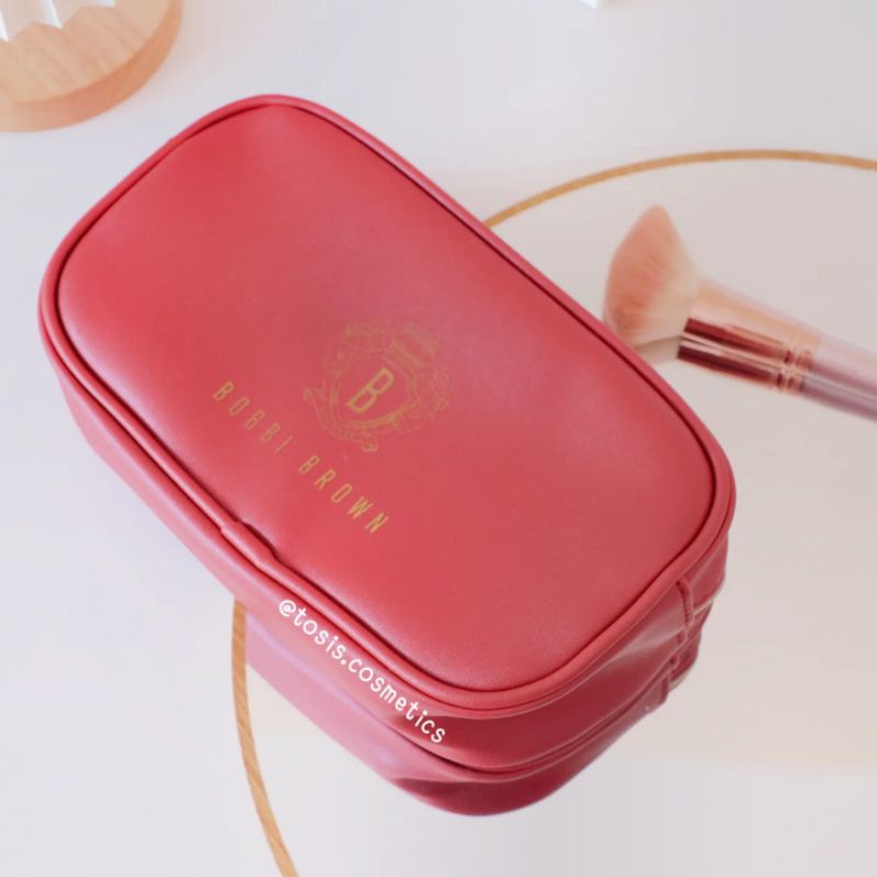 [ พร้อมส่ง] กระเป๋าเครื่องสำอางค์ บ็อบบี้บราวน์ หนังพียูสีแดง 𝗕𝗼𝗯𝗯𝗶 𝗕𝗿𝗼𝘄𝗻 ใบใหญ่ใส่ของได้เยอะมากๆ ใส่แปรงแต่งหน้าได้