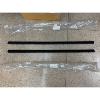 ยางรีดน้ำ ใน ประตูหน้า Isuzu Dmax 2001 ถึง 2010 (ยังไม่ออนิว) ดีแมค แท้ศูนย์