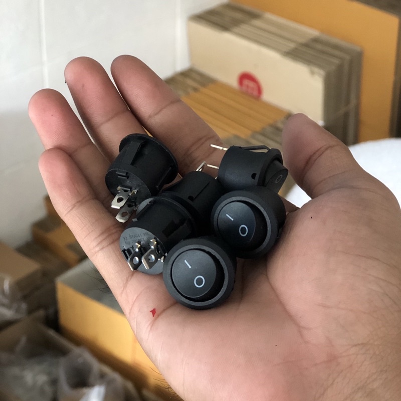 สวิตซ์กลม 20 mm 2 ขา 6A 250V