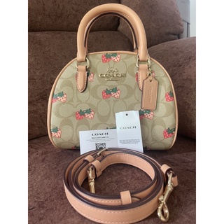 พร้อมส่ง🇺🇸ของแท้💯USA COACH Sydney Satchel In Signature Canvas With Strawberry Print