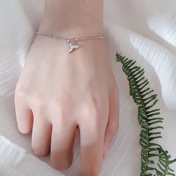 earika.earrings – crystal whale bracelet สร้อยข้อมือจี้หางปลาวาฬชุบทองคำขาว ปรับขนาดได้ เหมาะสำหรับคนแพ้ง่าย ราคา ถูกที่สุด ดีลบีเคเค แกลเลอรีภาพที่ 3