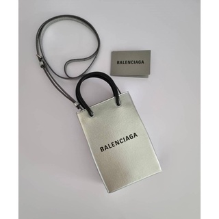 (ผ่อน0%) กระเป๋าสะพายข้าง ใส่โทรศัพท์ New Balenciaga shopping phone bag สีเงิน