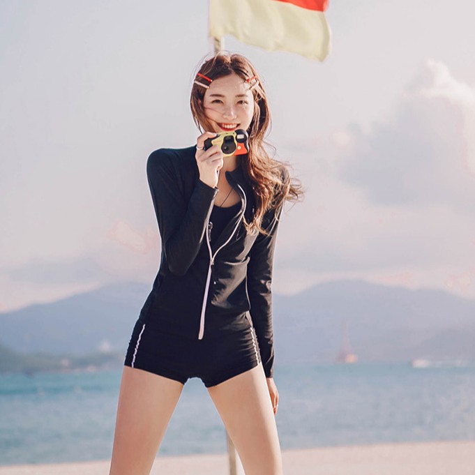 ชุดว่ายน้ำ bigส่งฟรีจากไทย🇹🇭บิกินี่ ชุดว่ายน้ำ M,L,XL เซ็ต3ชิ้น ขาสั้น แขนยาวรูดซิบกันแดด UV แบรนด์ 