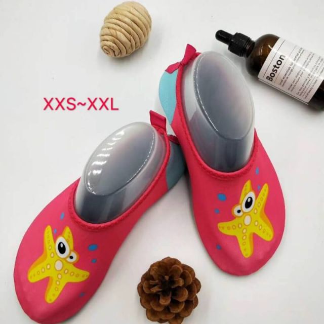 รองเท้าเด็ก ใส่ว่ายน้ำดำน้ำไซส์19เซนEUR32-33EURสีชมพูxl