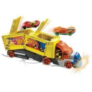 รถบรรทุก​ Hotwheels crash rig