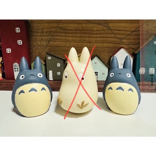 Totoro เป็นงานล้มลุกยางตันขาว และงานสวมนิ้วมีปั้ม น่ารักมาก