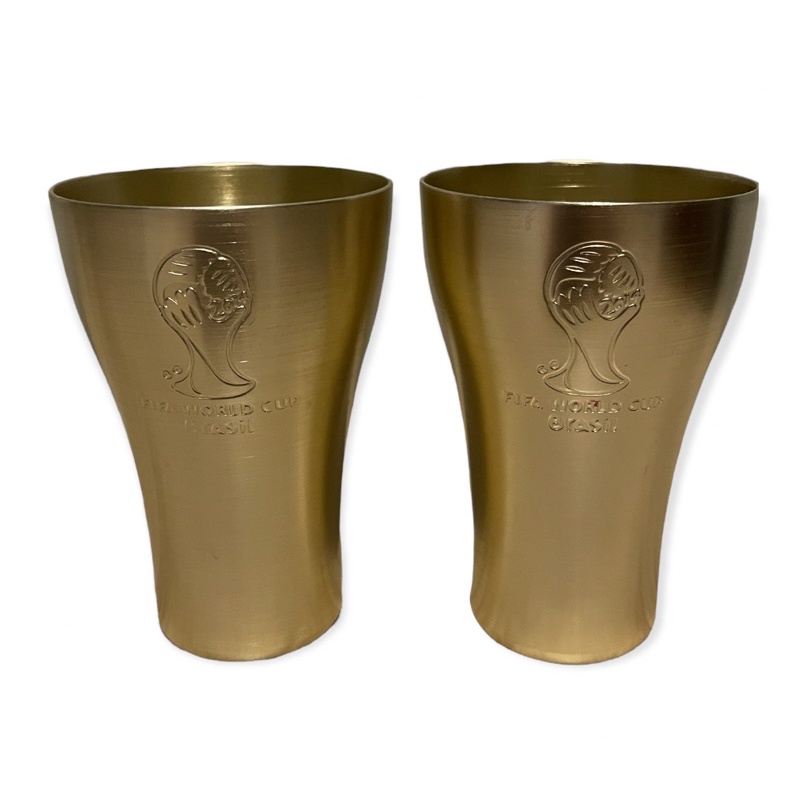 (SALE 330 !!! ใส่ Code Shopee) ราคาต่อคู่ !! ถ้วยฟุตบอลโลก จำลอง จาก Coca-Cola FIFA World Cup Trophy