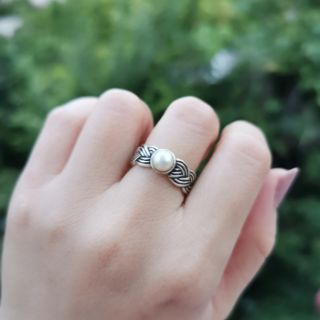 Pearl​ Ring​ แหวนมุกเกลียวเชือก