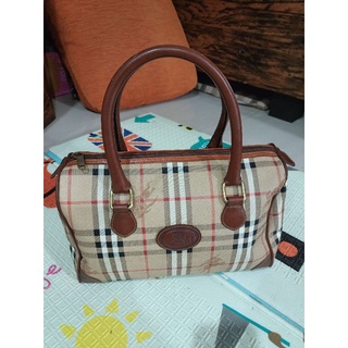 Burberry London speedy30used bag like new