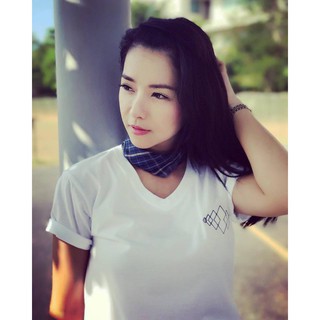 เสื้อยืดลายปักสไตส์มินิมอล