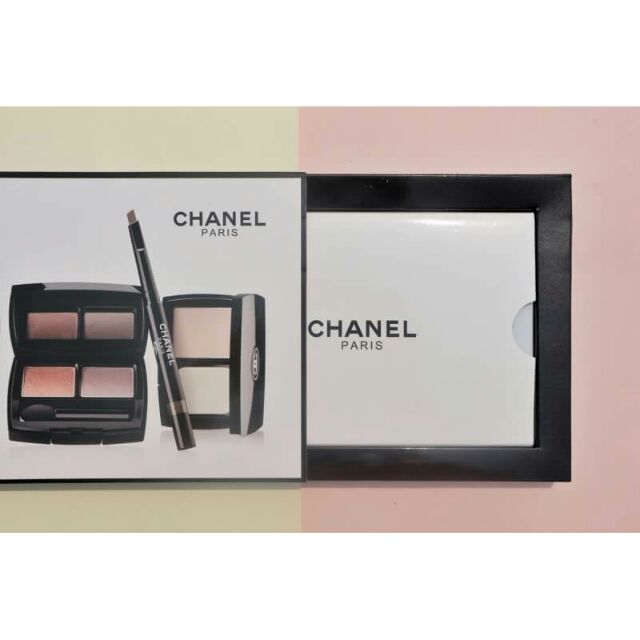 ราคาส่ง เซตละ 390บาท ☘️
เครื่องสำอาง Chanel 5 in 1
หน้าครบปังเป๊ะ คิ้ว ตา แป้ง ปาก ขนตาเด้ง ♥️
ในเซ็ทประกอปด้วย