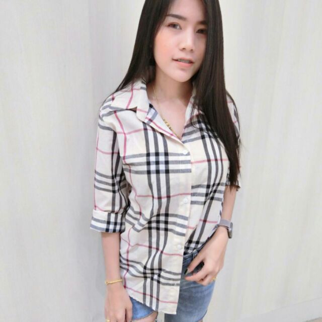 เสื้อเชิ้ตบลูเบอรี่   ราคา210บาท