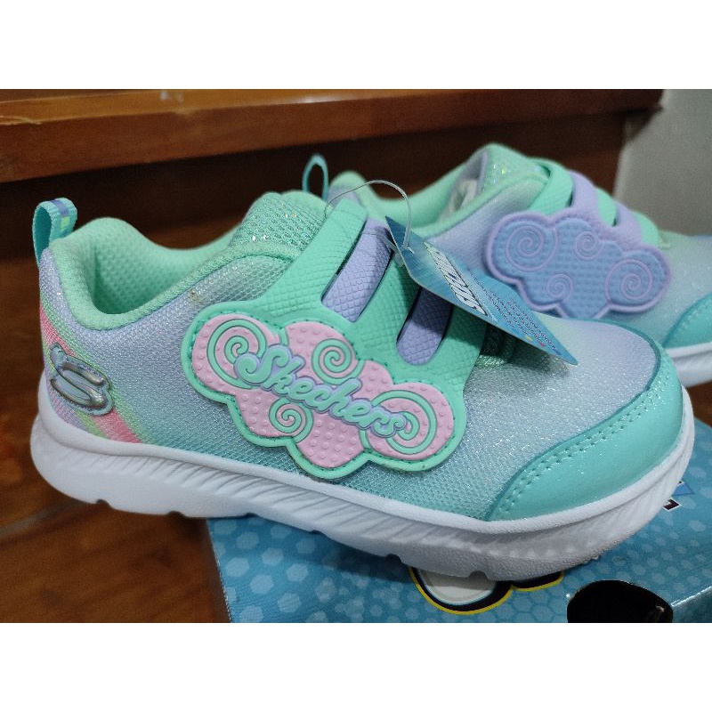 รองเท้าเด็ก sketchers gorun600 motion