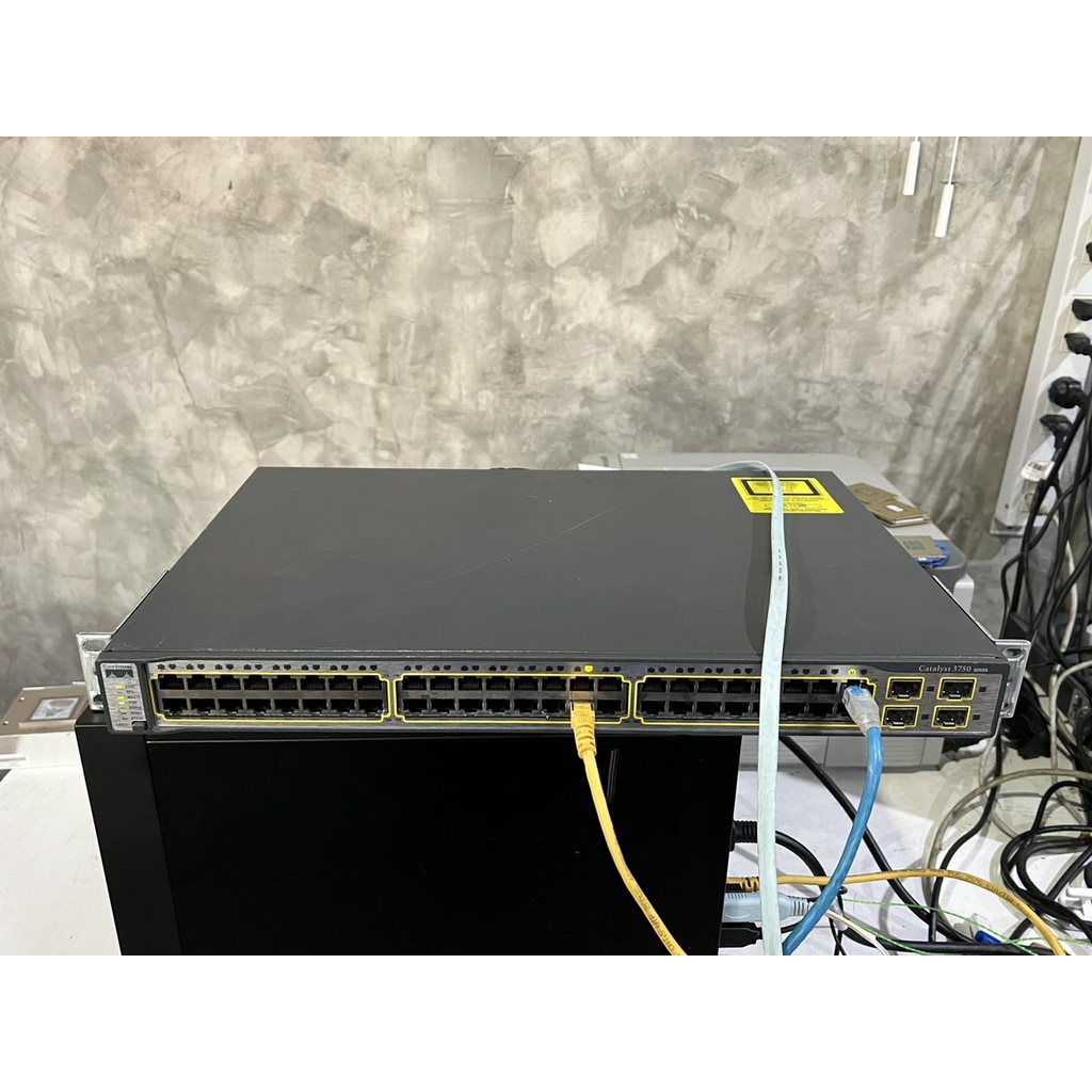 Cisco 3750 48TS E layer 3 switch มือสองพร้อมใช้งาน