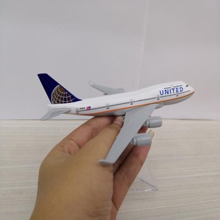 โมเดลเครื่องบิน AIRBUS A380 ทำจากเหล็ก สัดส่วน 1:400 ประตู