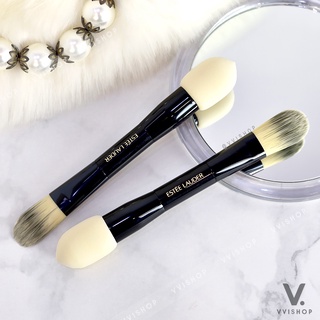 พร้อมส่ง !!  แปรงแต่งหน้า 2 หัว  ESTEE LAUDER FOUNDATION PERFECTING BRUSH ขนาด 14 CM. มูลค่า 1500 บาท