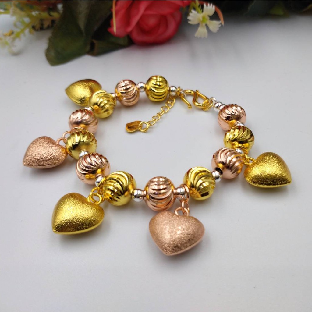 jewelryshop365 K491 สร้อยข้อมือ3 กษัตริย์ทรงกลมลายเม็ดจีบห้อยตุ้งติ้งหัวใจ ขนาดเม็ด 10 มิล