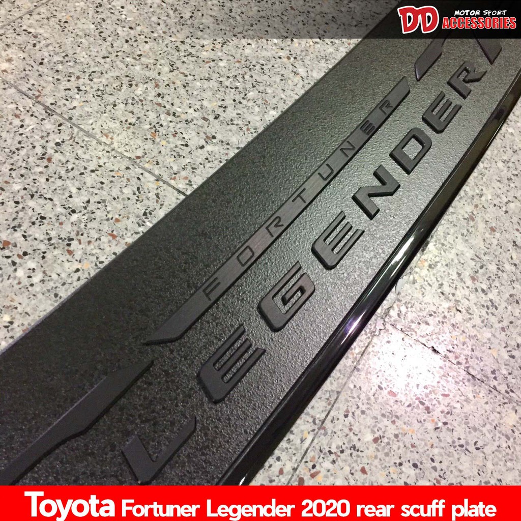 กันรอยท้าย toyota Fortuner 2020 2021 2022 logo Legender งานไทน สวยๆ