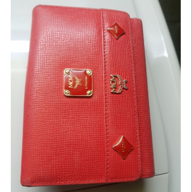 MCM wallet สีแดงสด ขนาดกลาง แท้ 100%