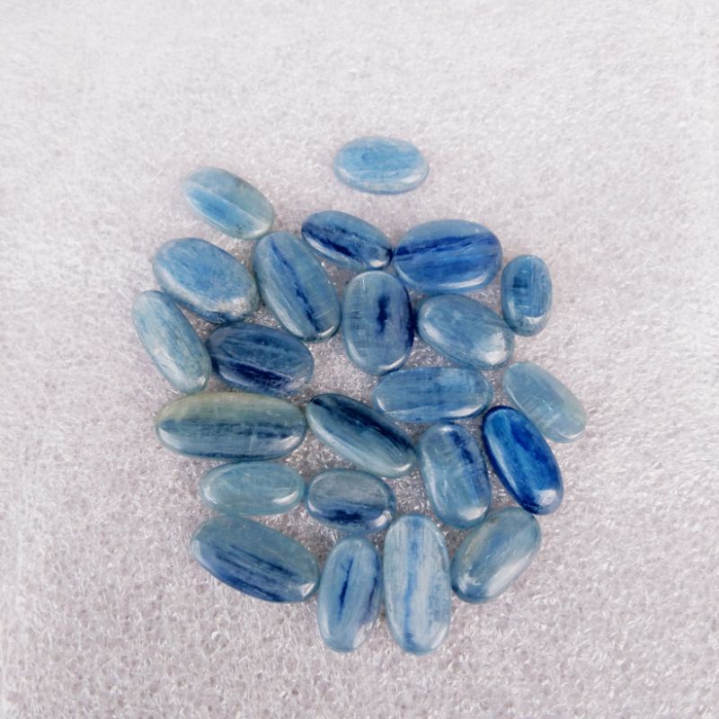 หินธรรมชาติ Blue Kyanite Australian Sapphire