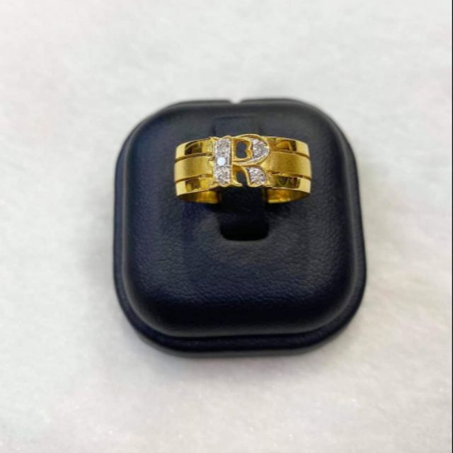 แหวนทองตัวRฝังเพชร
(ของหลุดจำนำนะคะ)
เพชรแท้ ทองแท้ มีใบรับประกัน 
ตัวเรือนเป็นทอง90%นะคะ
ทอง 4.9g
Size 54
ราคา
