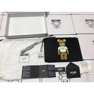 กระเป๋าสะพาย Be@rBrick clutch Bag งานสวย พร้อมกล่องอุปกรณ์ครบ  ขนาด11x8นิ้ว ถ่ายสดจากสินค้าจริง