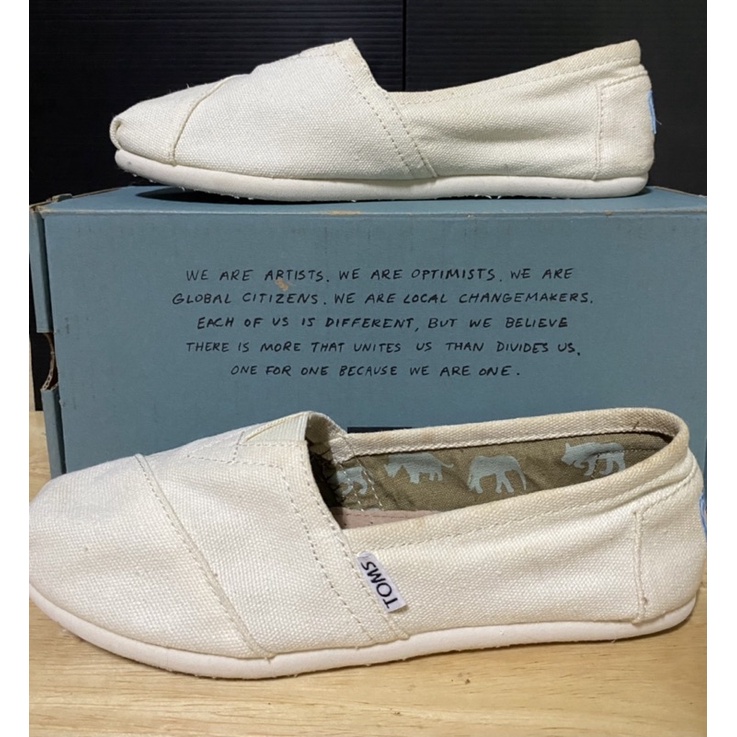 รองเท้า Toms สีครีม ของแท้