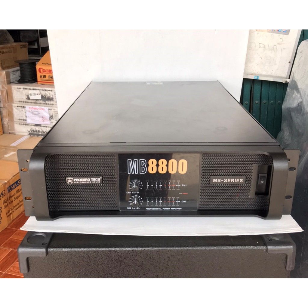 PROEUROTECH MB-8800 เครื่องขยายเสียง 2000w 8 Ohm สินค้ารับประกัน1ปี