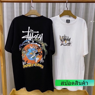 ขอแนะนำ 【COD】 เสื้อยืดแขนสั้น Stussy ลูนี่ตูน COMEING CLUB