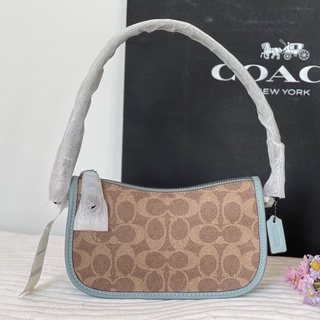 🎀 (สด-ผ่อน) กระเป๋าสะพาย 7.5 นิ้ว C9012 สีฟ้า Coach Swinger 20 In Signature Canvas