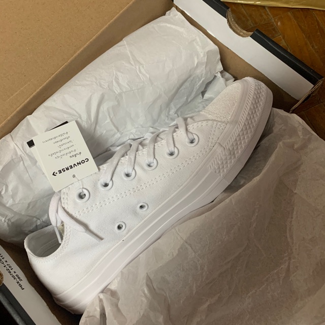 รองเท้าผ้าใบconverse