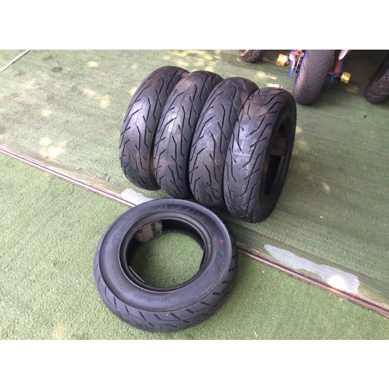 (ของมีพร้อมส่งครับ)ยางสามล้อไฟฟ้า ยาง 300-8