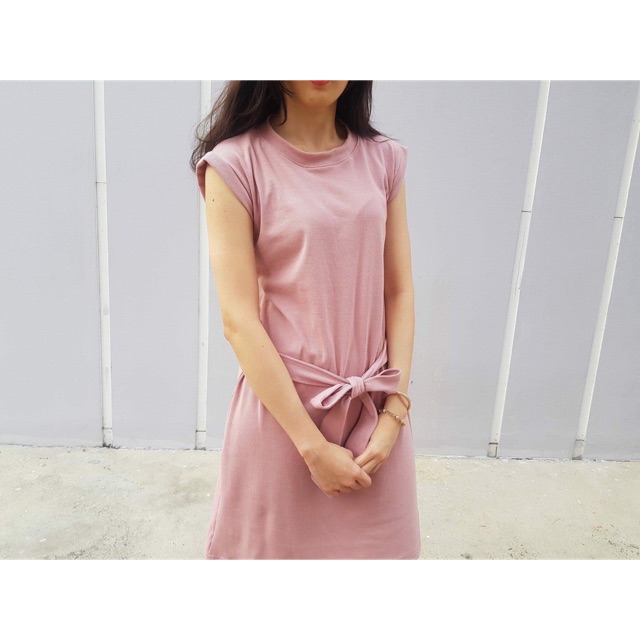 ส่งต่อ เดรสผ้ายืด สีชมพูกะปิ Wara Closet