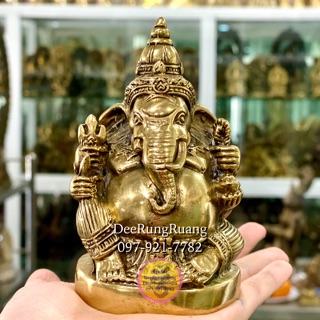 พระคเณศ ถือ ขนม ถือ งา (งานไทย)