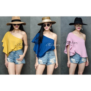 เสื้อไหล่เดียวตัวเก๋