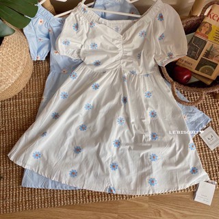 WhiteBlue daisy dress มินิเดรสน่ารักๆ สวมใส่สบาย ลายดอกเดซี่