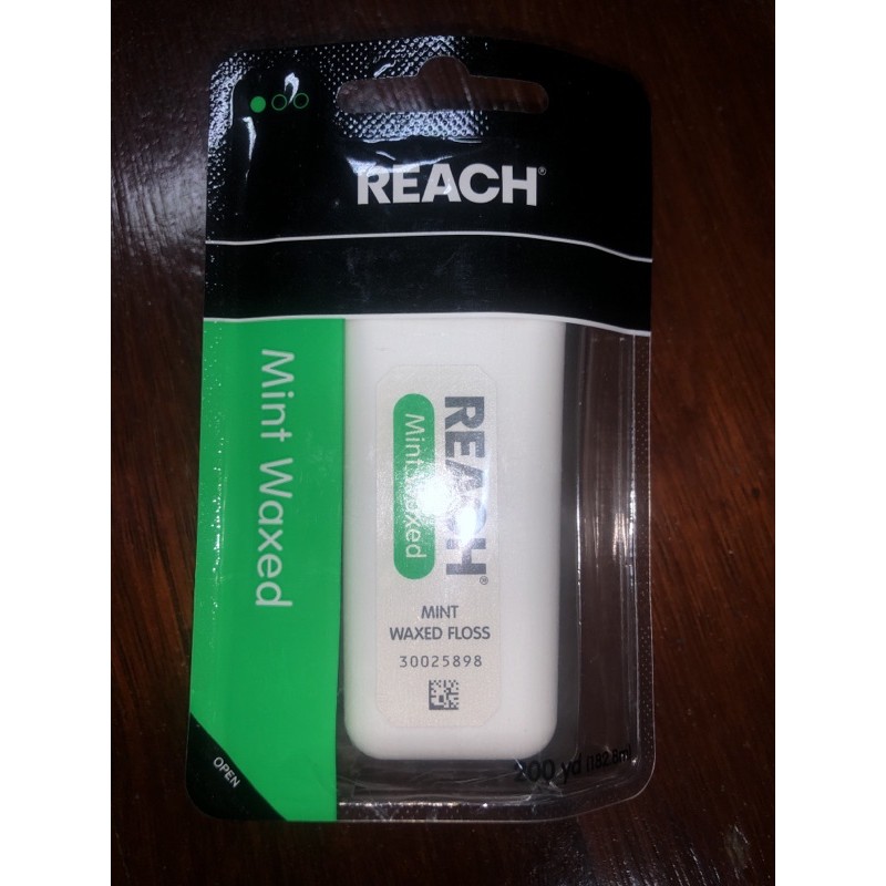 ไหมขัดฟัน USA Reach dental floss ขนาด 200 หลา ( Mint wax )