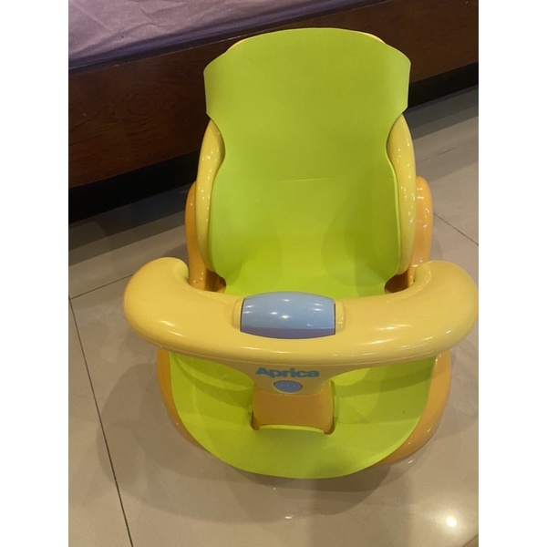 ❤️ เก้าอี้อาบน้ำ Aprica Baby Bath Chair มือสองสภาพดี ในห้าง3000ปล่อนแค่350❤️