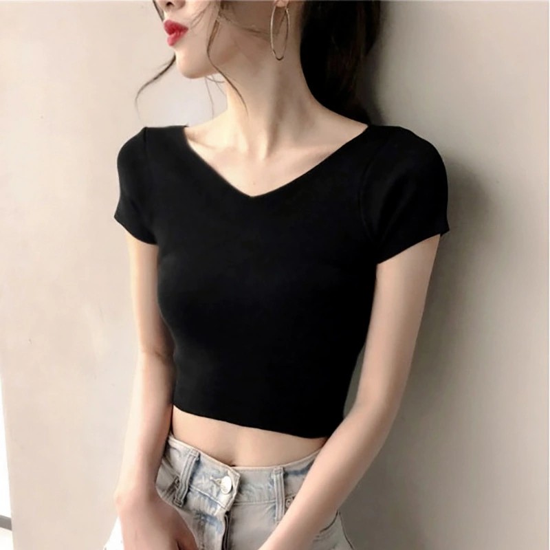 LHSunshine เสื้อ crop สายฝอคอวี เนื้อผ้ายืดใส่สบาย เผ็ชจนต้องร้องซี๊ดเลยจ้าาา