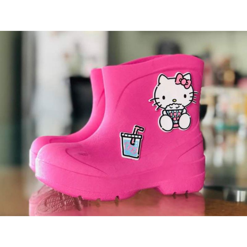 💓พร้อมส่ง 💓 รองเท้าบูทเด็ก เนื้อ PVC งานการ์ตูนนูน 3D ลาย Kitty งานน่ารักมากๆ ลิขสิทธิ์แท้100%  มี 2 สี ชมพู บานเย็น