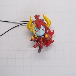 Puzzle &amp; Dragons Divine Queen Hera mascot figure strap