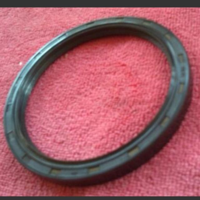 ซิลกันน้ำมันท้ายเครื่อง MAZDA  626GLX-LX  TTL  ไฟเตอร์และB2200แมกนั้ม  ราคา 450฿โทร0972343670