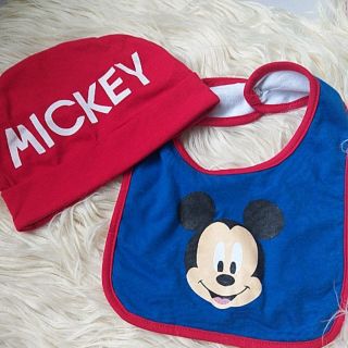 mickey mouse หมวก+ผ้ากันเปื้อน