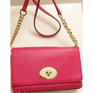 กระเป๋า หนัง สีชมพู สายโซ่ COACH  CROSSTOWN CROSSBODY IN PEBBLE LEATHER